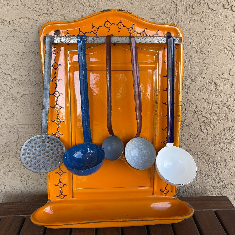 Country French Enamel Orange Kitchenalia Utensil Holder Rack with 5 Ladles